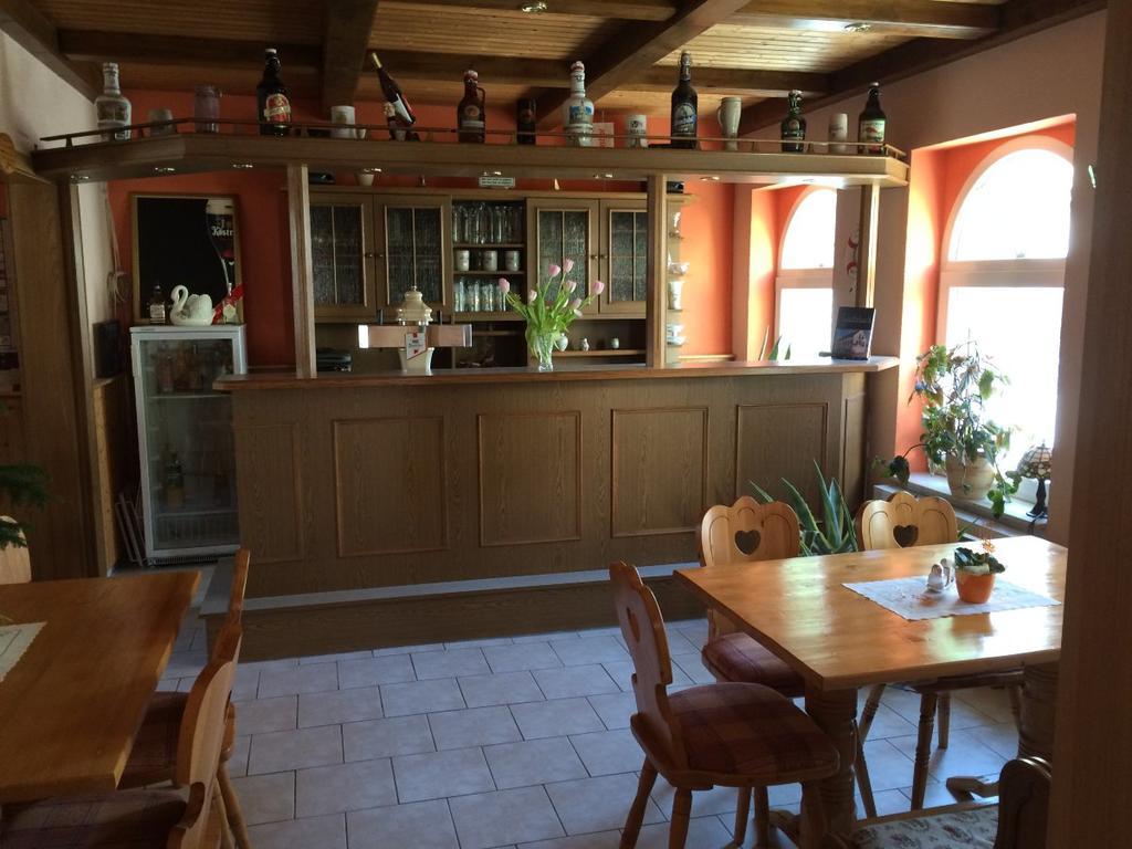 Pension Zum Bauernstübl Meerane Exterior foto